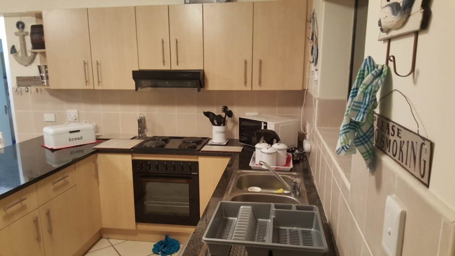 2 Bedroom Property for Sale in Hartenbos Central Western Cape
